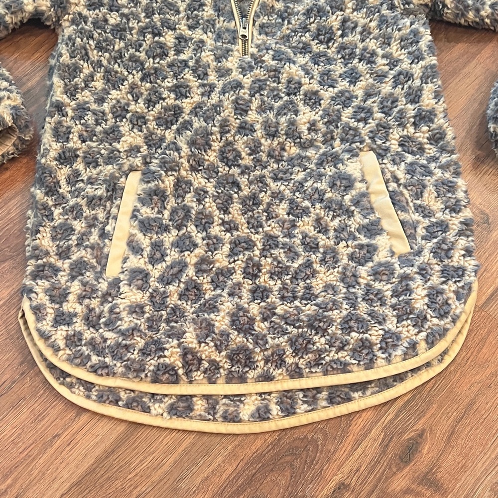 Abercrombie & Fitch Fleece Jacket - cheetah print Sherpa - Picture 6 of 10